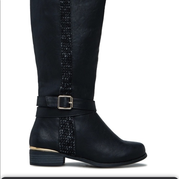 Boots - Picture 2 of 2